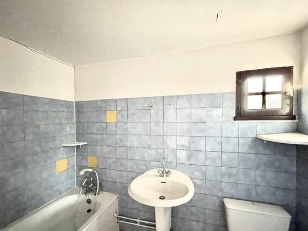 Immeuble 8 pièces - 250 m²