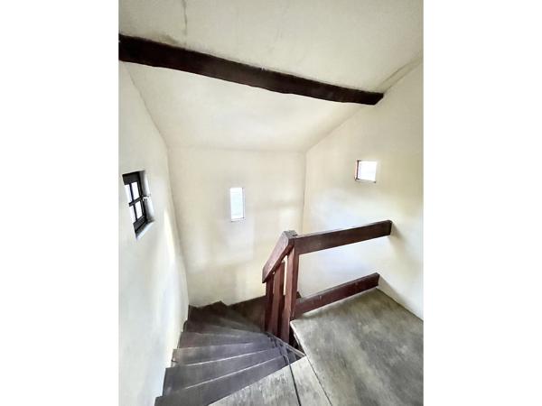 Immeuble 8 pièces - 250 m²