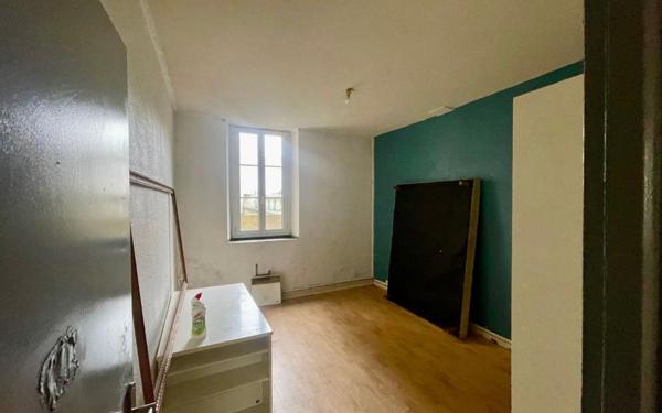 Appartement à vendre    3 pièces • 72,28 m2 Tarbes