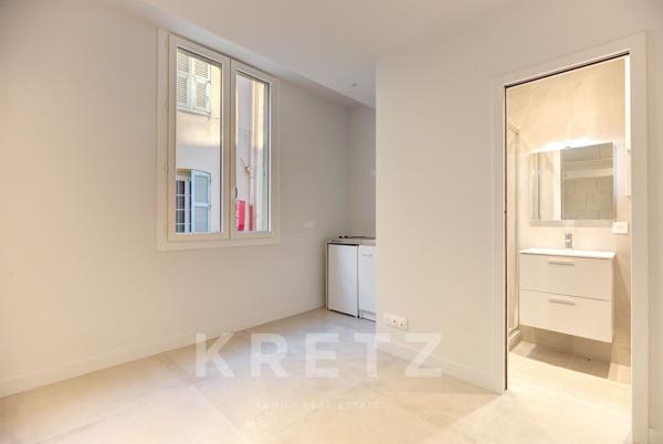 Immeuble de rapport au coeur de la vieille ville de Cannes