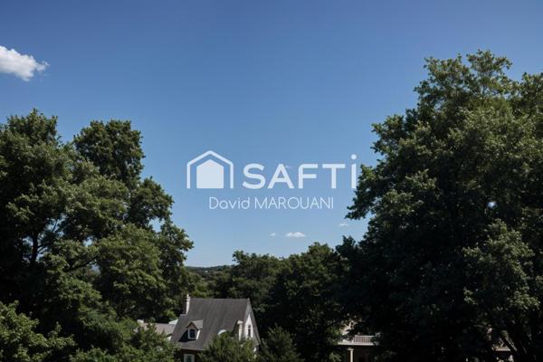 Dernier étage très lumineux à 3 min gare d’Enghien