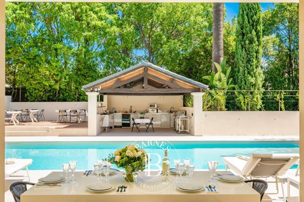 Cannes, Villa 10 Chambres -  579 m² à vendre
