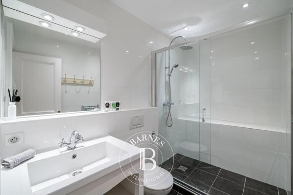 Cannes, Villa 10 Chambres -  579 m² à vendre