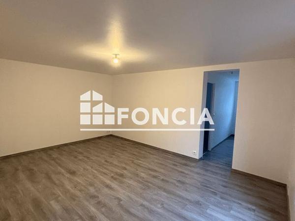 Location Maison 5 pièces 111 m² - Septmonts 02200