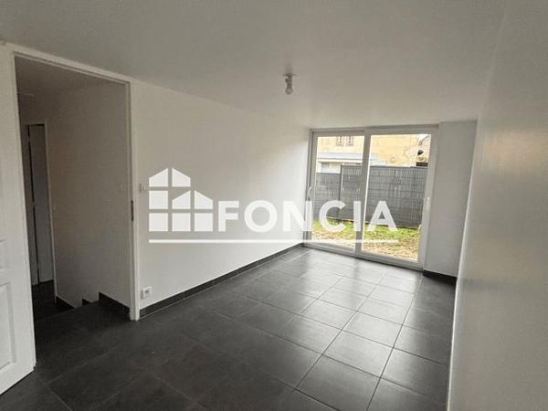 Location Maison 5 pièces 111 m² - Septmonts 02200