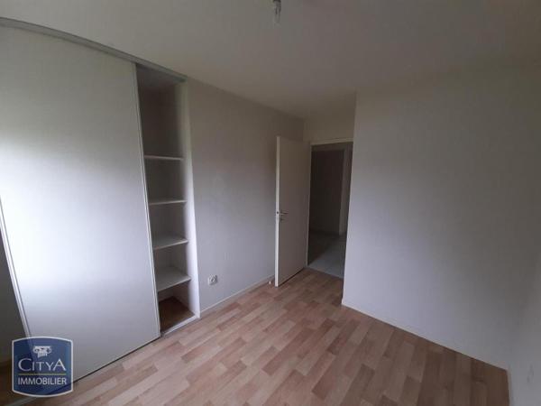 Appartement à louer 4 pièces 78.88m² Pau (64000)