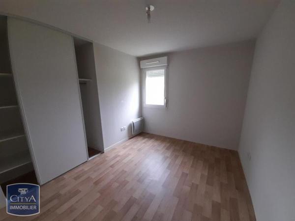 Appartement à louer 4 pièces 78.88m² Pau (64000)