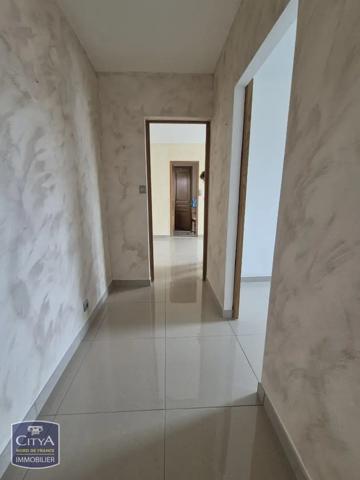Appartement à louer 3 pièces 66.7m² Maubeuge (59600)