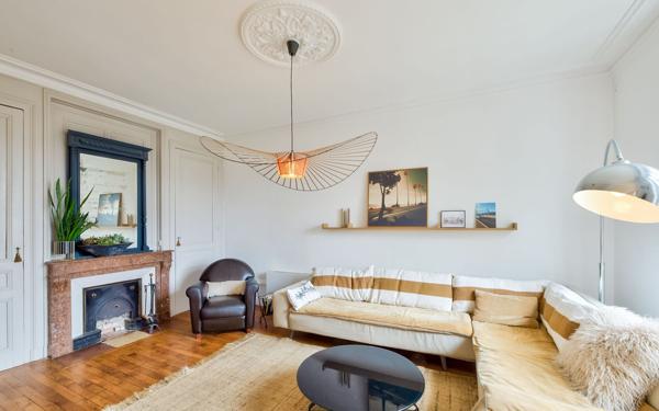 Maison à vendre    5 pièces •  Écully