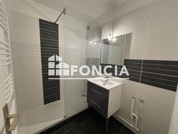 Location Appartement 3 pièces 61.66 m² - 12 RUE MORAND Rouen 76000