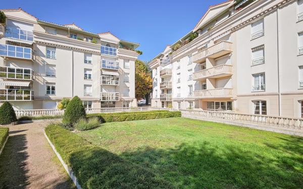 Appartement à louer    2 pièces • 51 m2 Aurillac