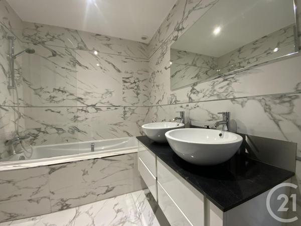 Appartement T4 à vendre  4 pièces - 63,68 m2 DINARD - 35