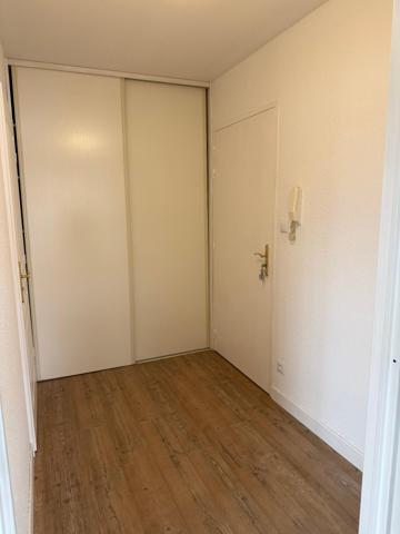 Studio 28 m² à Mondelange avec cave et parking en rez-de-chaussée