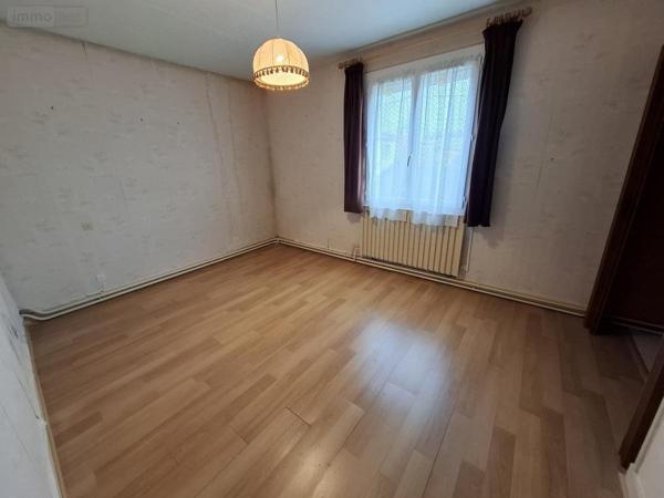 Maison à vendre à Saintes en Charente-Maritime (17100), ref : 17111-690