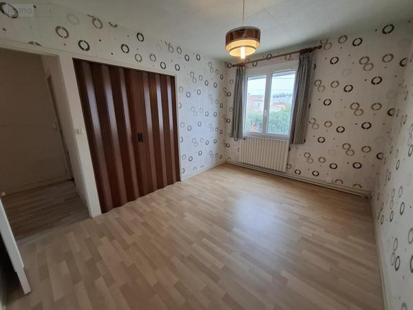 Maison à vendre à Saintes en Charente-Maritime (17100), ref : 17111-690