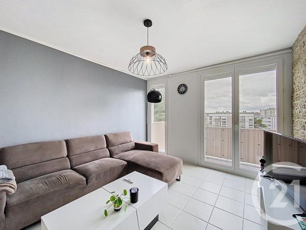 Appartement T3 à vendre  3 pièces - 55 m2 CHOLET - 49