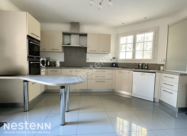 Maison Brignoles 5 pièce(s) 127,59 m2