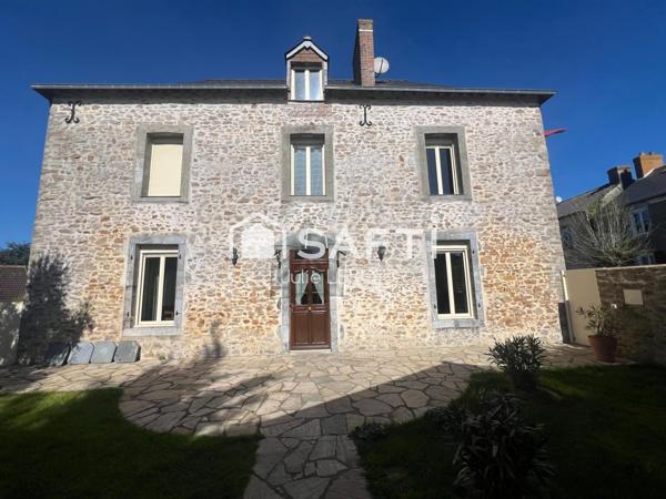 Maison de village, située à SAINT-LEGER (53480), 122 m² habitables