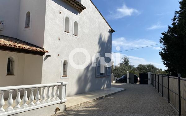 Appartement à vendre    6 pièces • 170,60 m2 La Roquette-sur-Siagne