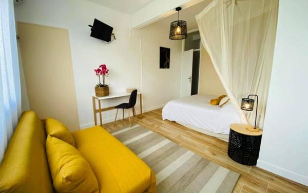 Maison à vendre    11 pièces •  Sainte-Anne