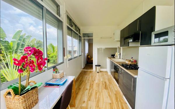 Maison à vendre    11 pièces •  Sainte-Anne