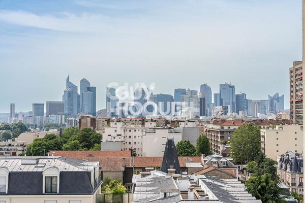 Appartement COURBEVOIE - 3 pièces avec balcon de 7,45 m²