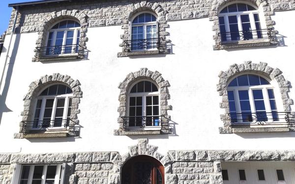 Maison à vendre    7 pièces •  Douarnenez