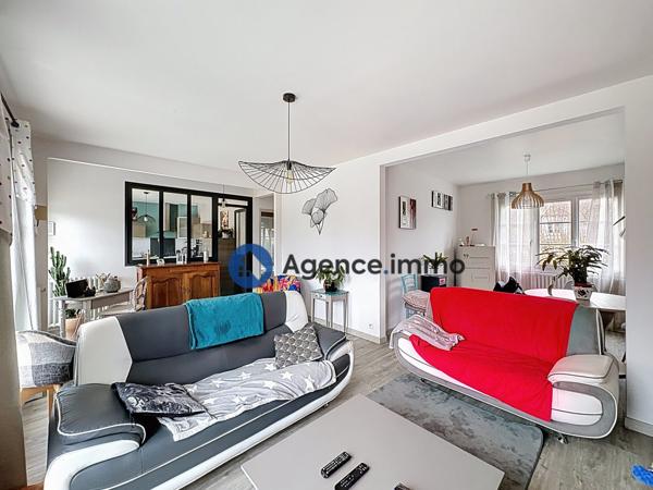 À vendre - Maison, 4 pièces située à Azay-sur-Cher (37270)