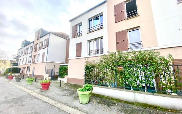 Appartement à vendre    3 pièces •  Les Mureaux