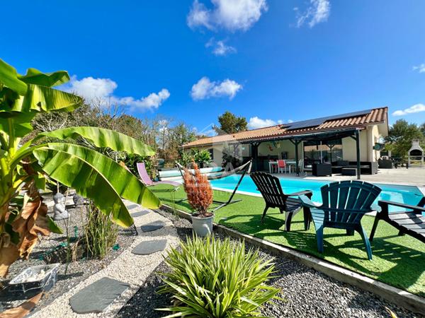 Maison Salles 126m² 4 chambres avec piscine sur 1032m² de terrain