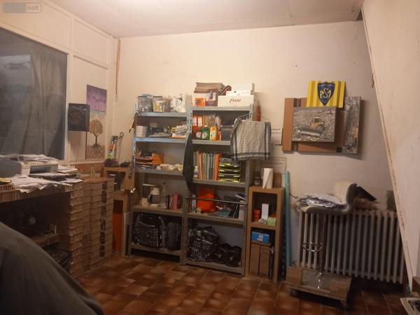 Local mixte (Pro/Hab) à vendre à Murat dans le Cantal (15300), ref : FG/2217