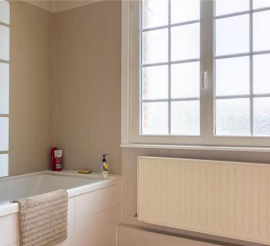 Maison .160 m² . 6 pièces