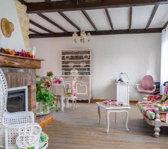 Maison .160 m² . 6 pièces