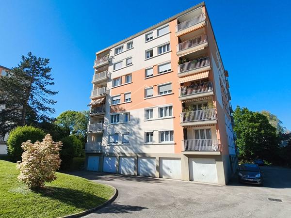 Appartement Dole 4 pièce(s) 79.78 m2, balcon/terrasse, cave, ascenceur, place de parking