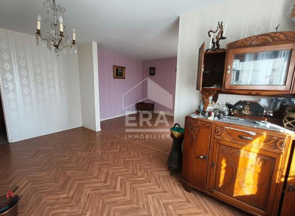 Appartement Dole 4 pièce(s) 79.78 m2, balcon/terrasse, cave, ascenceur, place de parking