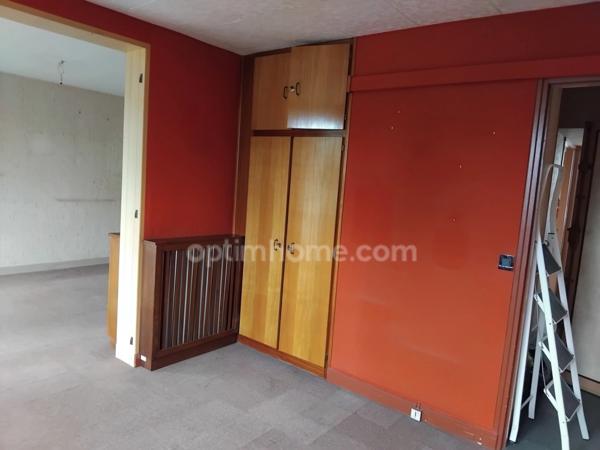 Appartement à vendre 4 pièces LE BOURGET (93) de 4 pièces / 2 chambres - 69 m2 - 223 000 € FAI
