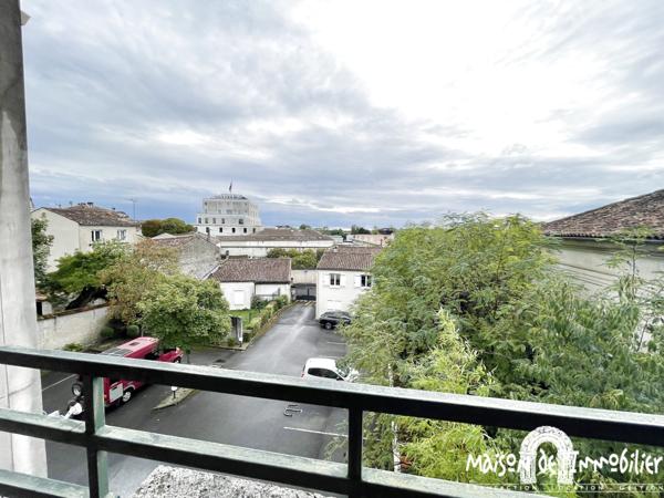 Vente Appartement avec loggia et garage - 3 pièces - 70m² - Centre-ville de COGNAC