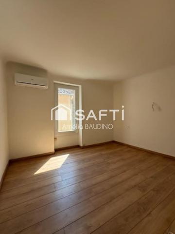 bel appartement rénové avec goût et qualité.