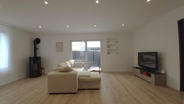 Heillecourt – Maison 3 chambres, terrasse, sans travaux à prévoir. 236 000 €