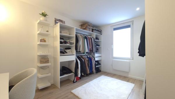 Heillecourt – Maison 3 chambres, terrasse, sans travaux à prévoir. 236 000 €