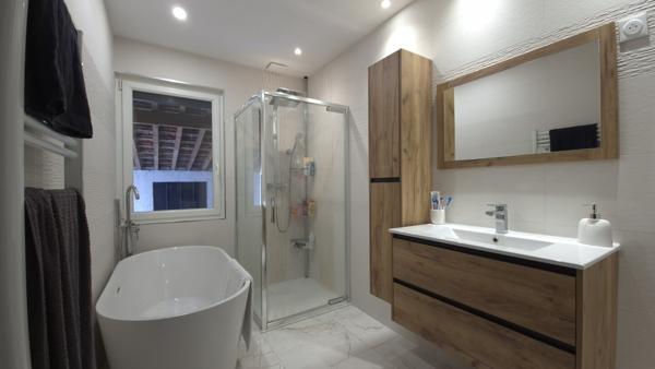 Heillecourt – Maison 3 chambres, terrasse, sans travaux à prévoir. 236 000 €