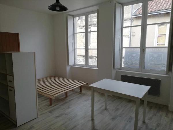 Appartement à louer 1 pièce 18.94m²