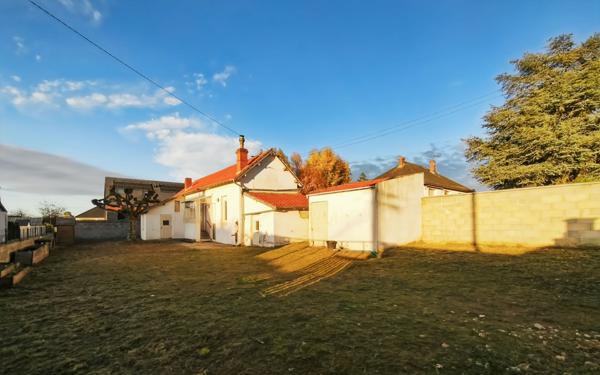 Maison à louer    2 pièces •  Amilly