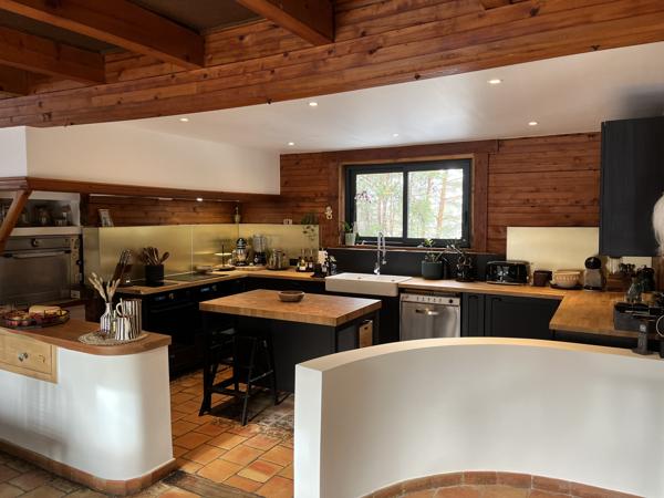 Chalet au coeur de la verdure