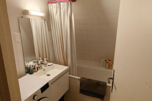 Location - Appartement 2 pièces 49 m 2 LA RICHE (37520)