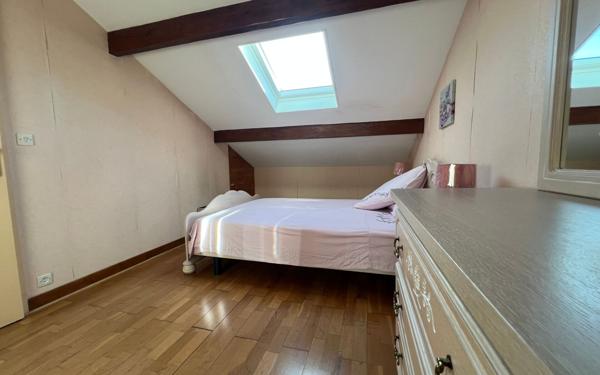 Maison à vendre    6 pièces • 105,64 m2 Chelles