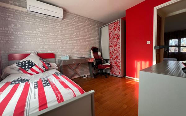 Maison à vendre    6 pièces • 105,64 m2 Chelles