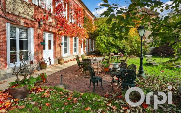 Maison à vendre    7 pièces • 271,23 m2 Chaumont-en-Vexin