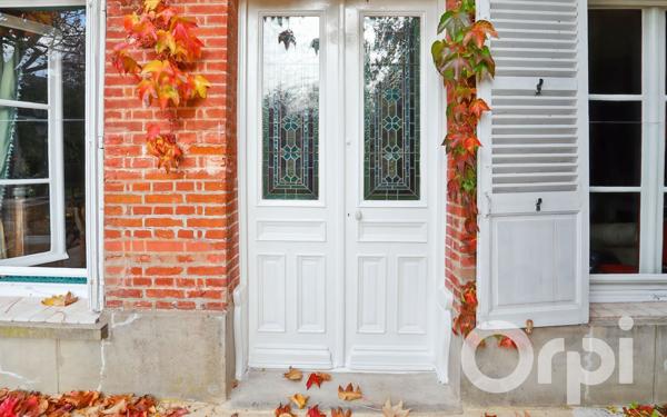 Maison à vendre    7 pièces • 271,23 m2 Chaumont-en-Vexin