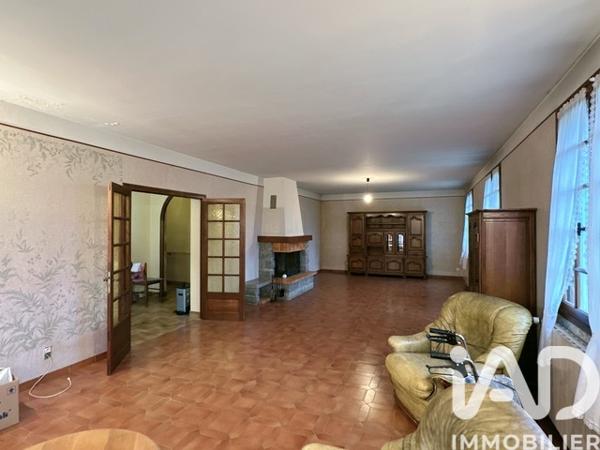 Maison à vendre 6 pièces 128 m² Vallon-Pont-d'Arc